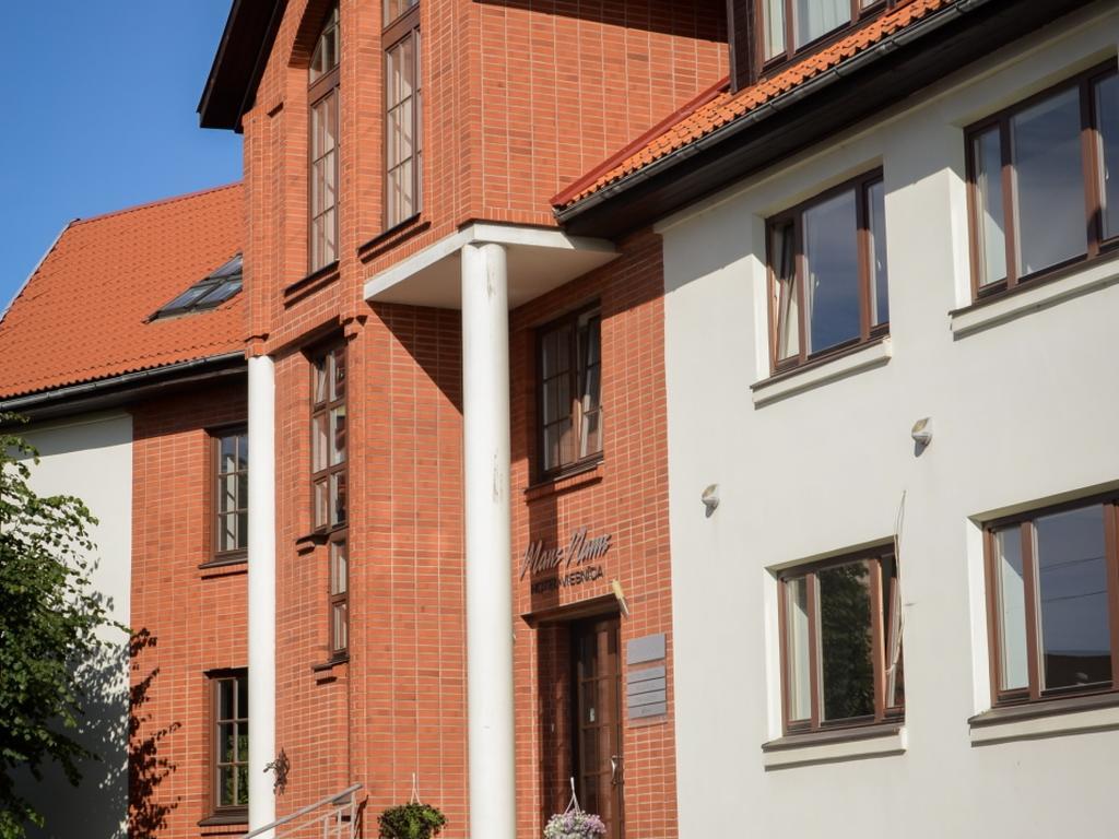 Mans Nams - Self Check In Hotel Saldus Exterior photo